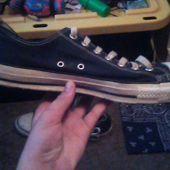 Converse - Picture 3 of 4